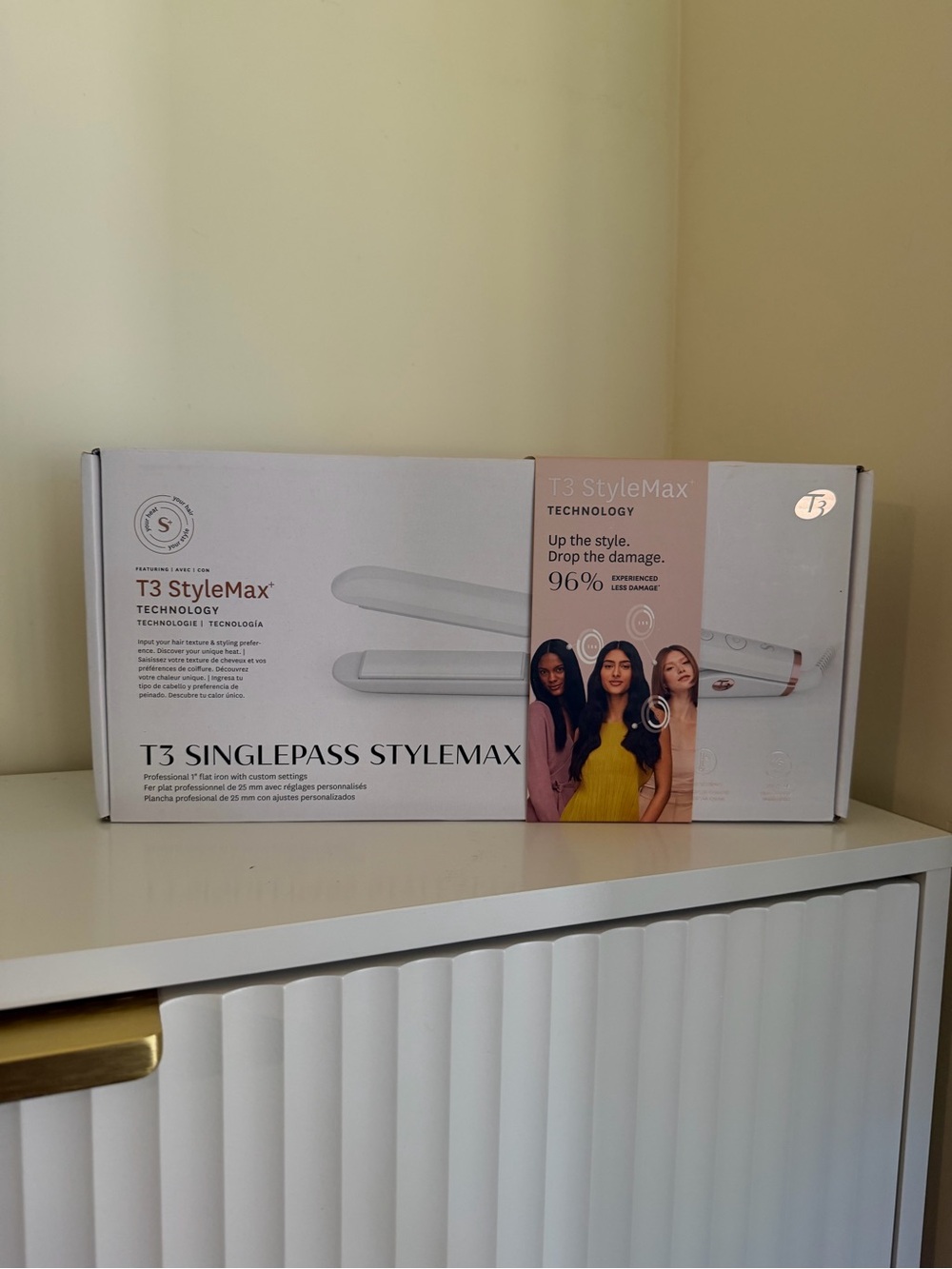 T3 SinglePass StyleMax White Hair Straightener with Blush Accent